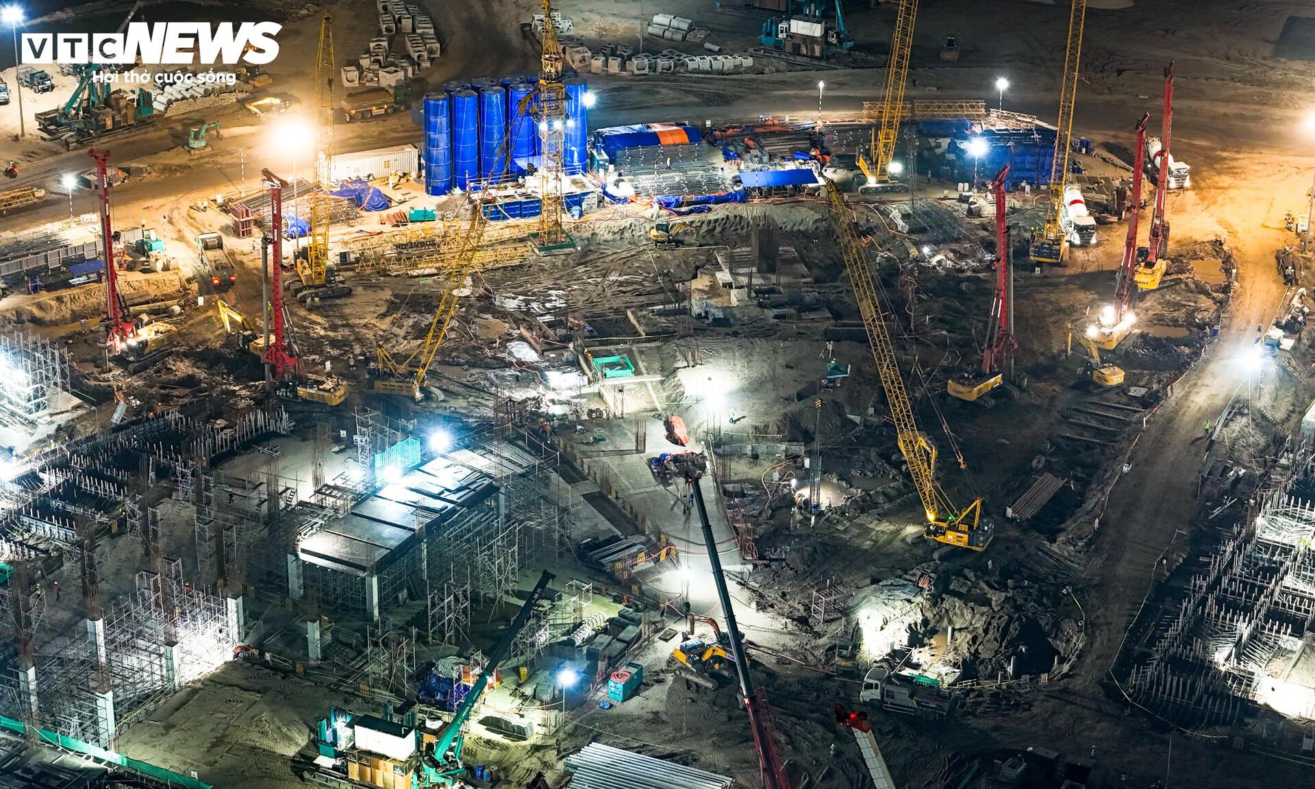 CNC_San van dong Hung Vuong