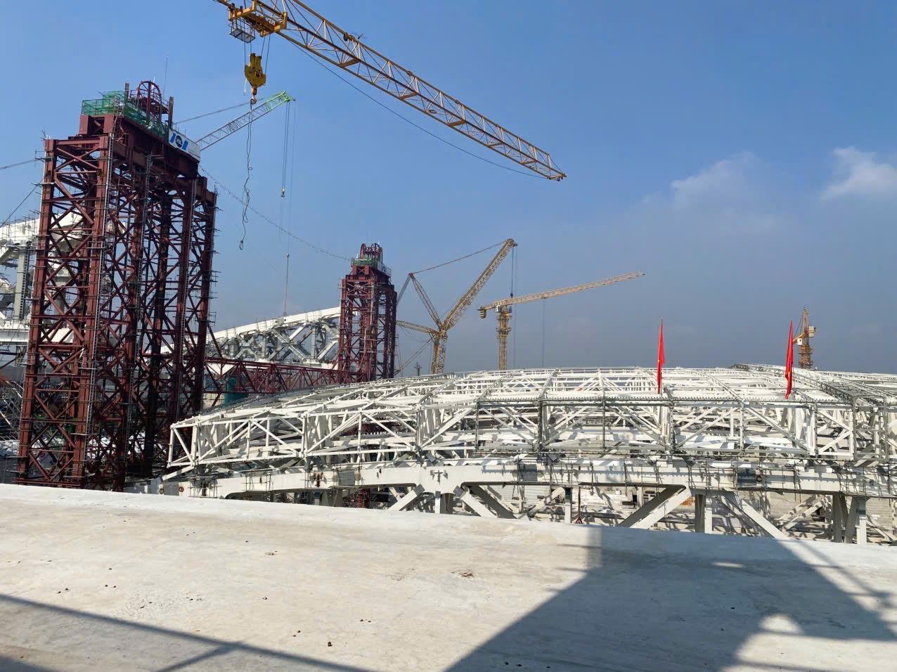 Chiều 21/09/2026: Góc nhìn từ đỉnh khán đài tại Dự án Sân vận động PVF Hưng Yên
