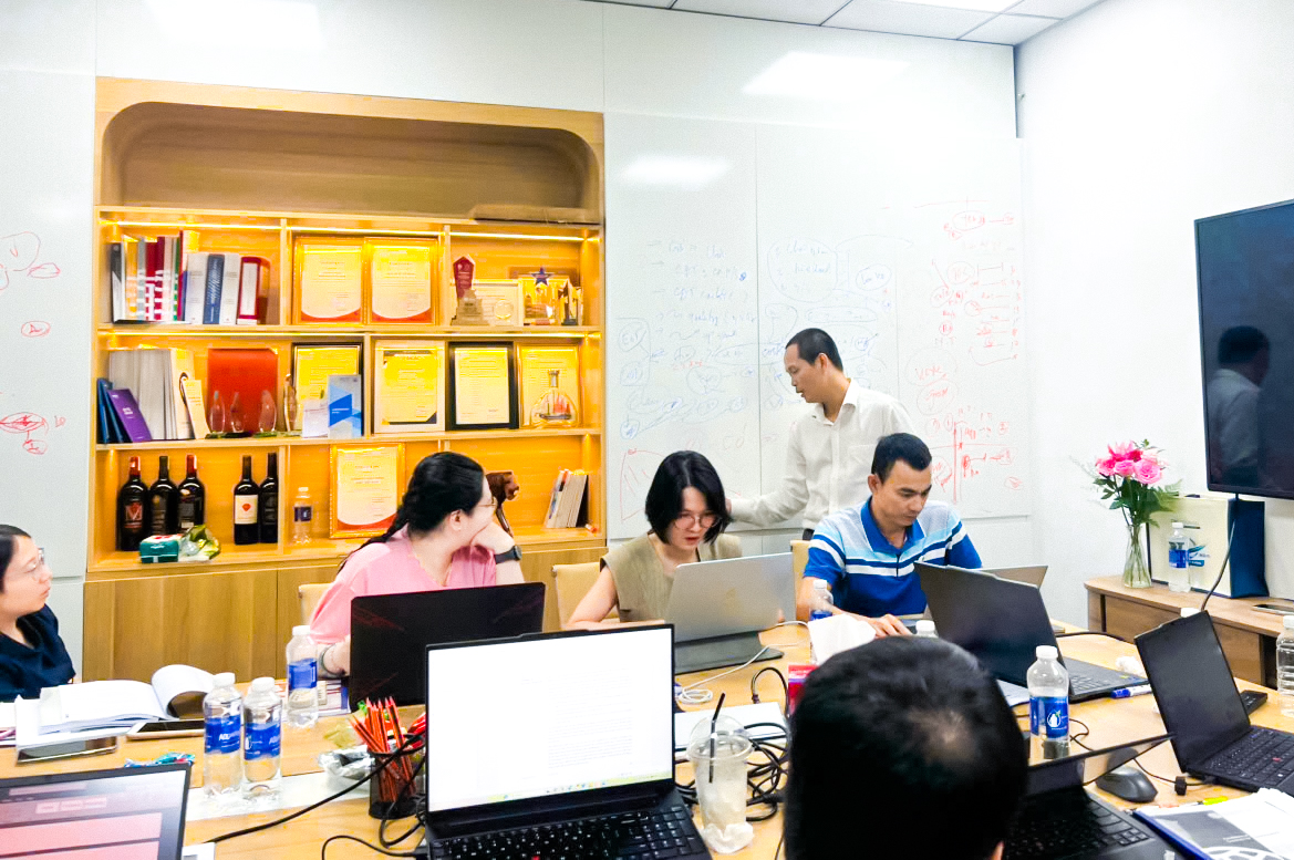 Học viên đặt câu hỏi trong Khóa học Hợp đồng FIDIC tại TP.HCM